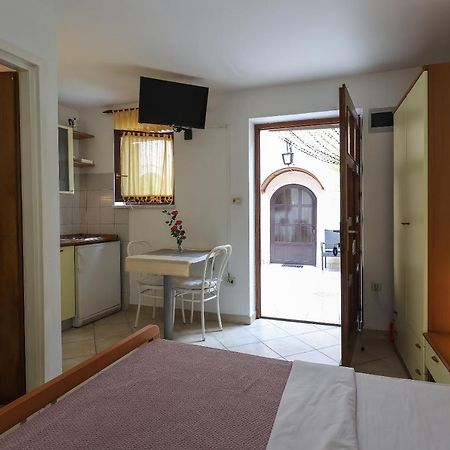 Casa Di Nives Apartamento Krk Town Exterior foto