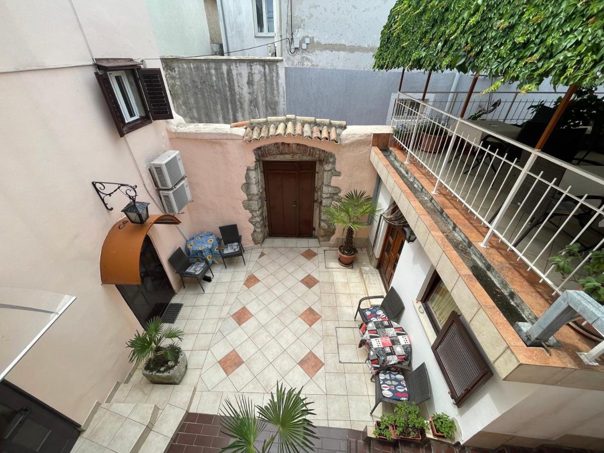 Casa Di Nives Apartamento Krk Town Exterior foto