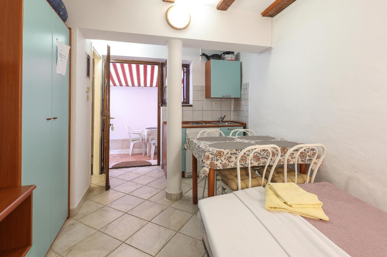 Casa Di Nives Apartamento Krk Town Exterior foto